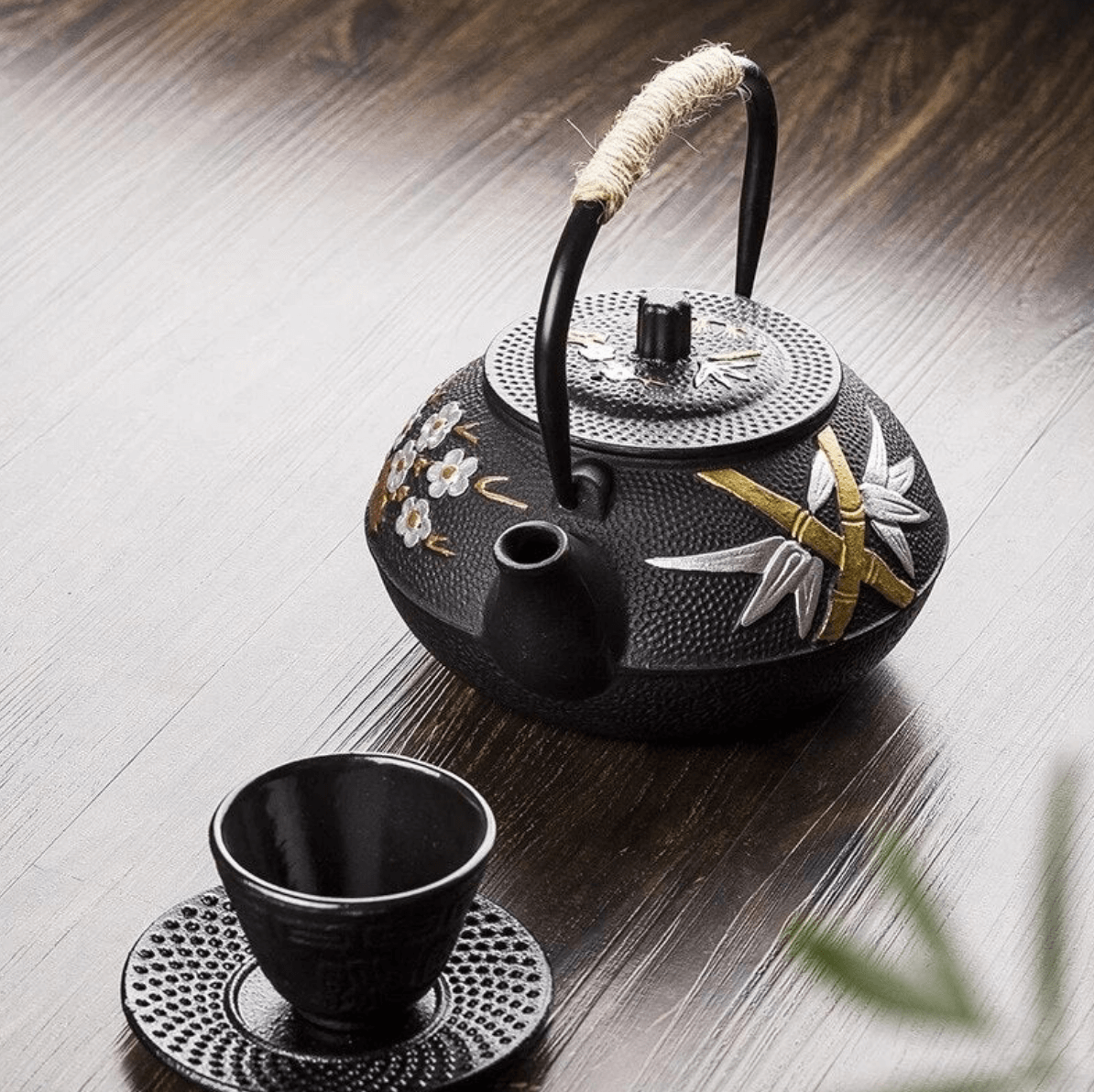 Achetez des théières japonaises en céramique authentiques en ligne